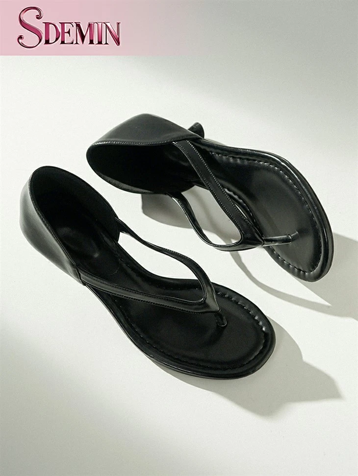 Black Low Heel Thong Sandals manufacturers